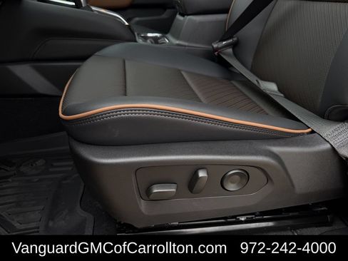 New 2026 GMC Canyon AT4 w/ Technology Plus Package AWD/4WD image 23