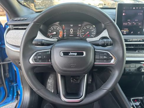 Used 2024 Jeep Compass Latitude AWD/4WD image 16