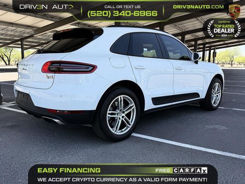 Used 2017 Porsche Macan AWD/4WD image 7