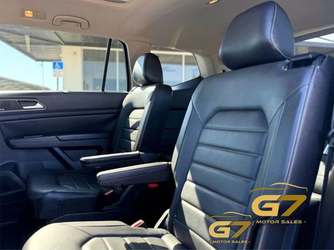 Used 2018 Volkswagen Atlas SEL Premium AWD/4WD image 17