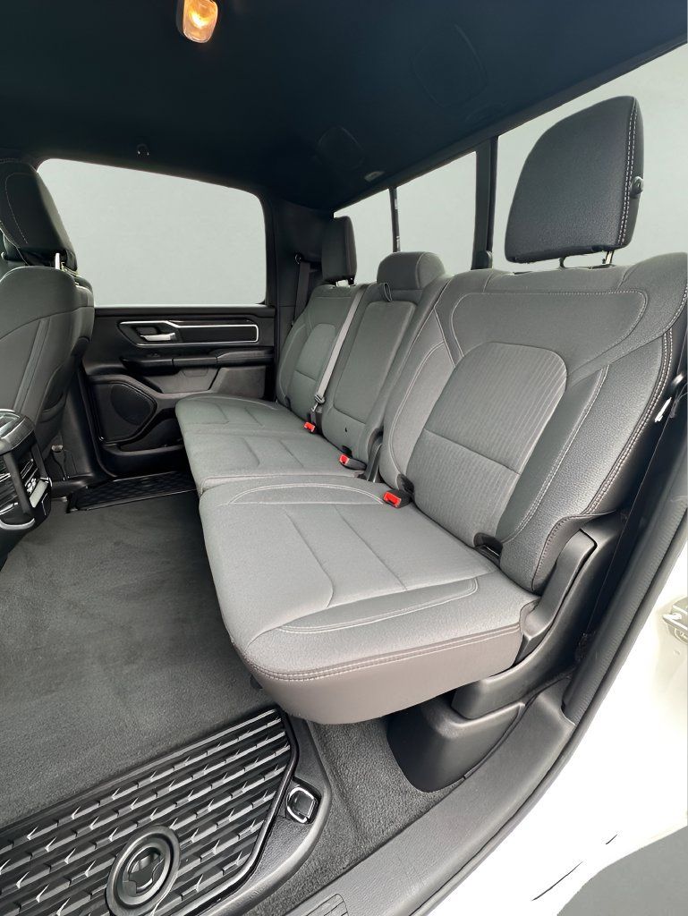 Used 2023 RAM 1500 Big Horn AWD/4WD image 10