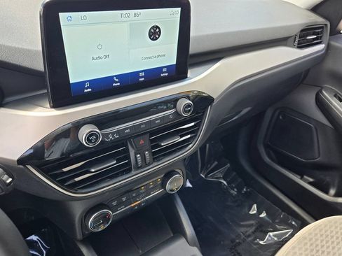 Used 2022 Ford Escape SE w/ Convenience Package FWD image 21