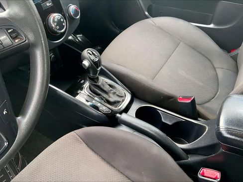 Used 2012 Kia Forte EX FWD image 16