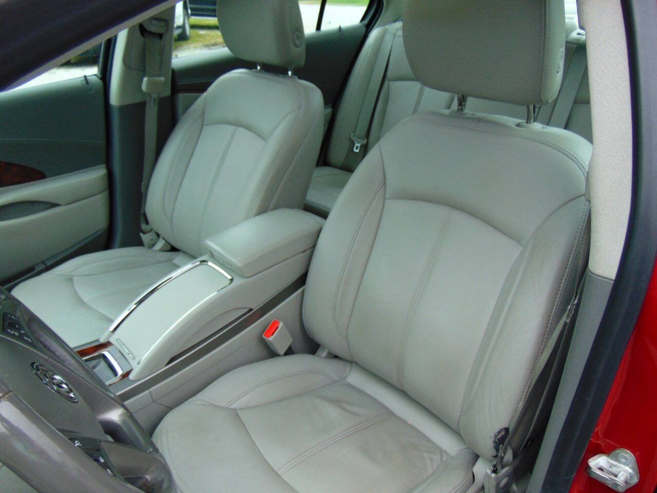 Used 2013 Buick LaCrosse Leather FWD image 8