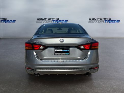 Used 2020 Nissan Altima 2.5 SR FWD image 6