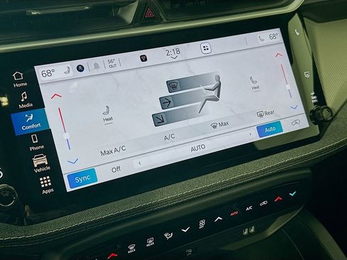 New 2026 Jeep Cherokee Laredo image 15