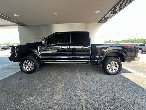 Used 2019 Ford F250 King Ranch w/ King Ranch Ultimate Package AWD/4WD image 5