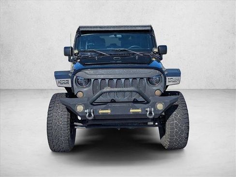 Used 2017 Jeep Wrangler Sport w/ Quick Order Package 24S AWD/4WD image 2