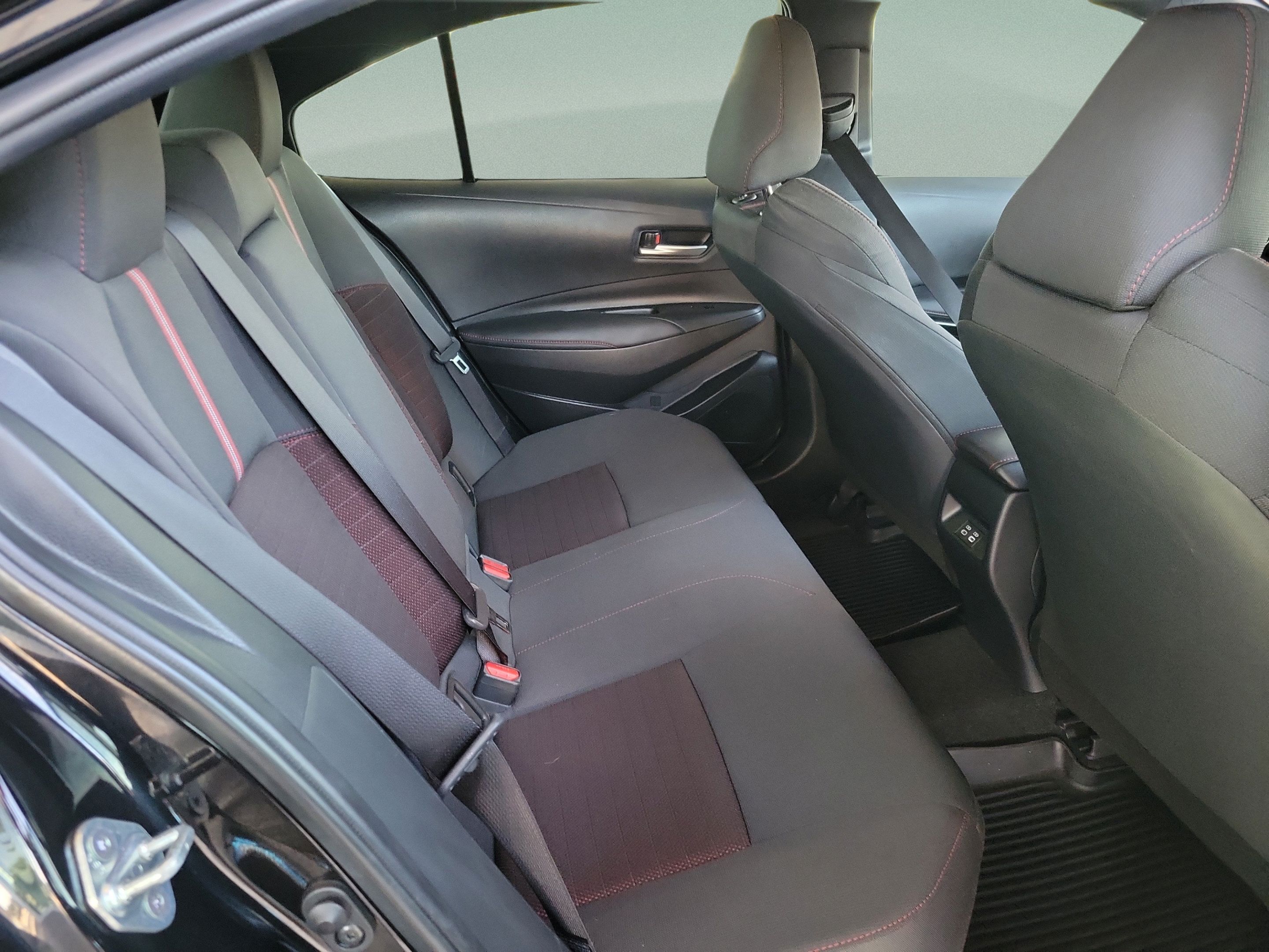 Certified 2024 Toyota Corolla SE FWD image 30