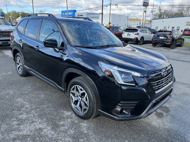 Used 2023 Subaru Forester Premium AWD/4WD image 12