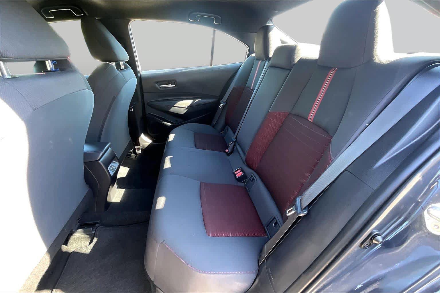 Used 2025 Toyota Corolla SE FWD image 20