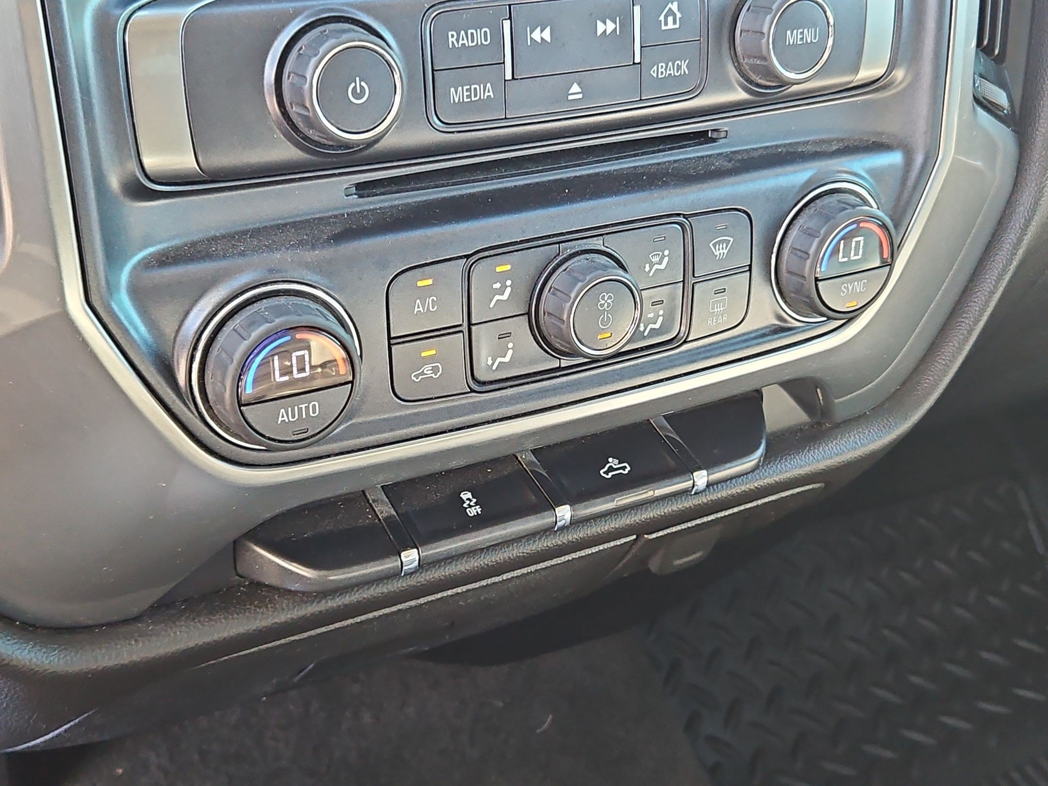 Used 2017 Chevrolet Silverado 1500 LT w/ All Star Edition AWD/4WD image 21