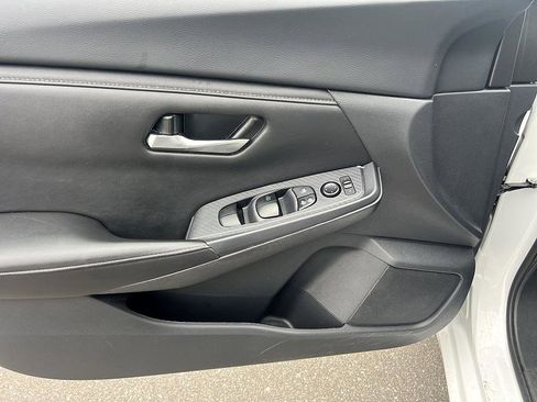 Certified 2024 Nissan Sentra SV image 19