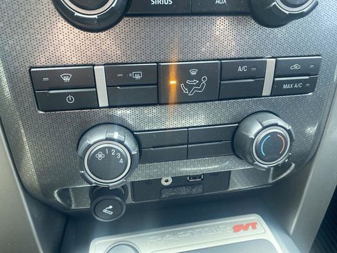 Used 2010 Ford F150 Raptor image 16