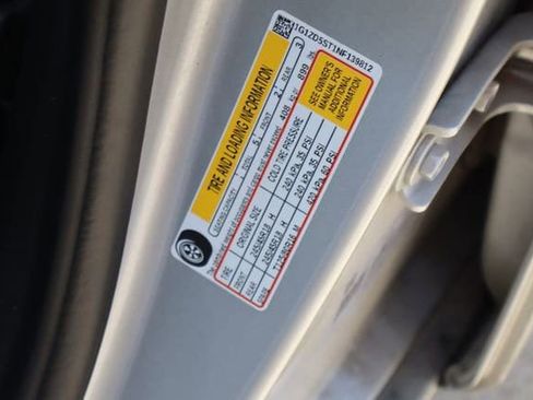 Used 2022 Chevrolet Malibu LT FWD image 28