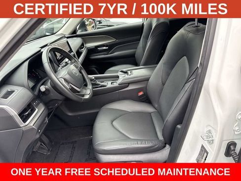 Used 2024 Toyota Grand Highlander AWD image 14