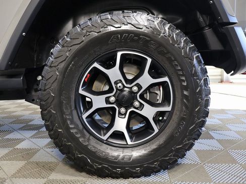 Used 2021 Jeep Wrangler Unlimited Rubicon image 14