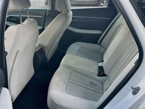 Certified 2024 Hyundai Sonata SEL FWD image 9