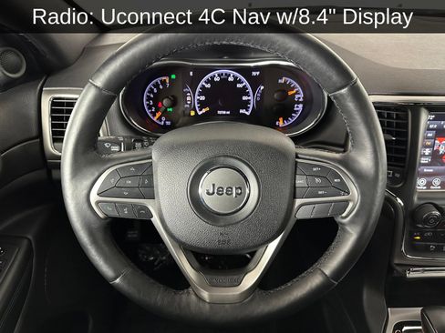 Used 2018 Jeep Grand Cherokee Altitude RWD image 9
