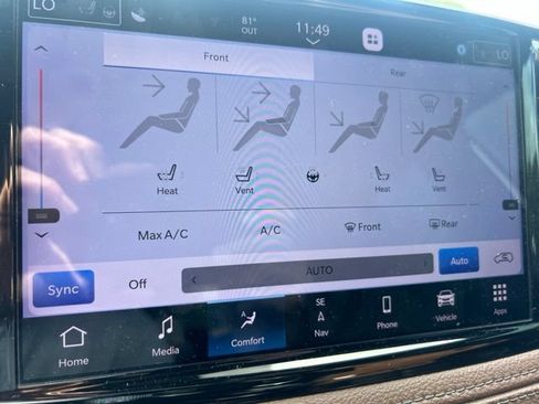 Used 2021 Chrysler Pacifica Limited w/ Uconnect Theater Family Group FWD image 13