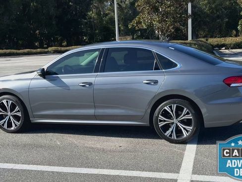 Used 2020 Volkswagen Passat 2.0T SEL image 6