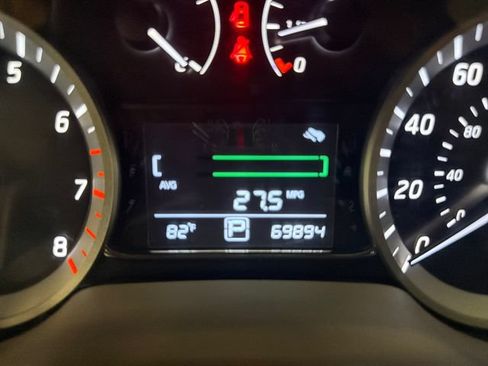 Used 2013 Nissan Sentra SV FWD image 18
