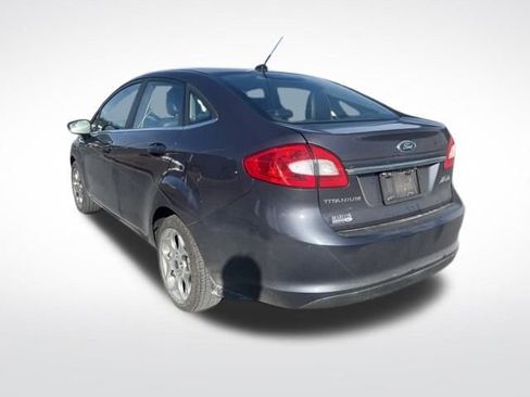 Used 2013 Ford Fiesta Titanium image 7