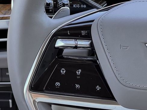 Certified 2025 Cadillac Escalade ESV Sport Platinum w/ LPO, ONYX Package image 14