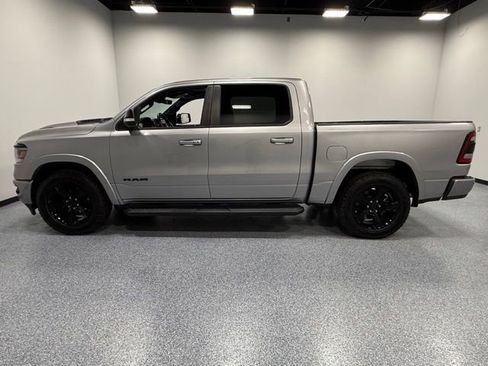 Used 2022 RAM 1500 Laramie AWD/4WD image 8