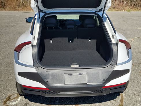 Used 2025 Kia EV6 Light AWD/4WD image 17