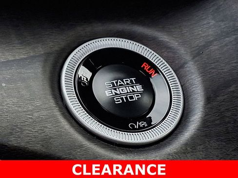 Used 2025 Jeep Grand Cherokee L Limited w/ Black Appearance Package image 23