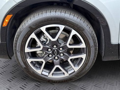 Certified 2024 Chevrolet Blazer RS w/ Enhanced Convenience Package image 28