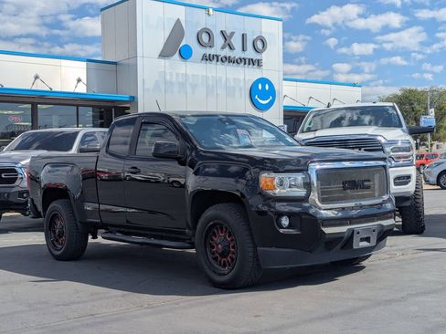 Used 2017 GMC Canyon SLE w/ SLE Convenience Package image 1