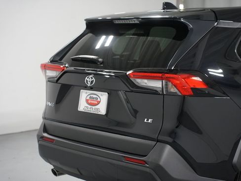 Certified 2025 Toyota RAV4 LE image 9