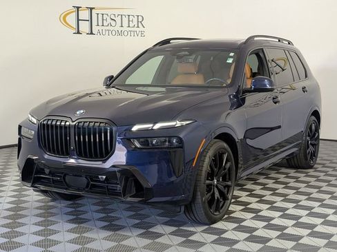 Used 2024 BMW X7 xDrive40i w/ Executive Package AWD/4WD image 4