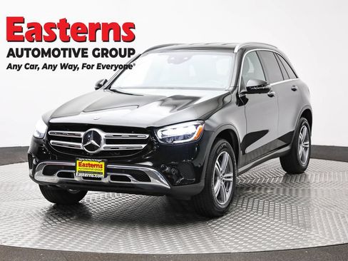 Used 2021 Mercedes-Benz GLC 300 4MATIC w/ Multimedia Package image 1