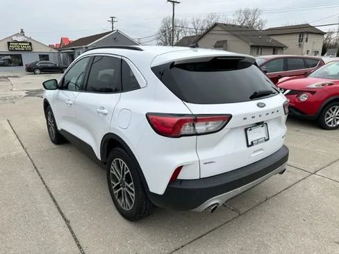 Used 2020 Ford Escape SEL AWD/4WD image 4
