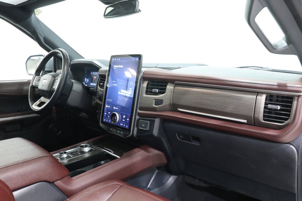 Used 2024 Ford Expedition Max Limited AWD/4WD image 18