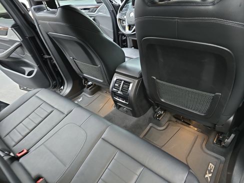 Used 2019 BMW X3 sDrive30i w/ Driving Assistance Package image 11