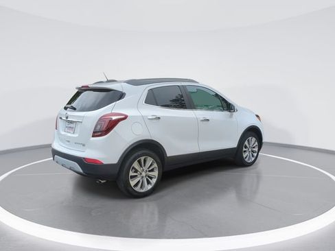 Used 2019 Buick Encore Preferred AWD/4WD image 8