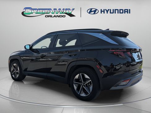 Used 2025 Hyundai Tucson SEL FWD image 6
