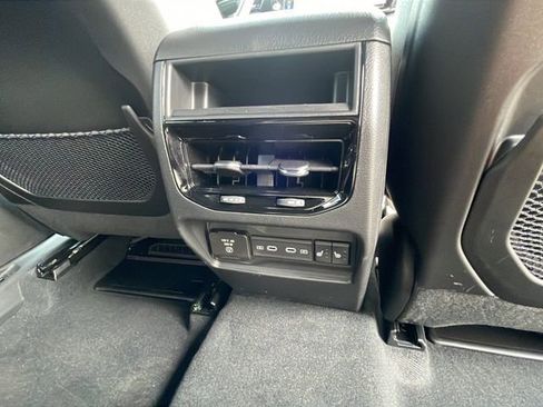 New 2026 Jeep Grand Cherokee Limited image 43