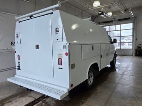 New 2026 Chevrolet Express 3500 w/ Power Convenience Package RWD image 7