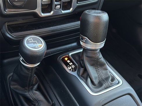 Certified 2023 Jeep Wrangler Unlimited Sport image 34