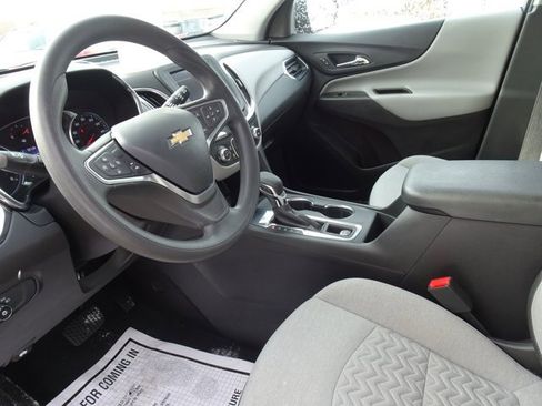 Certified 2023 Chevrolet Equinox LS w/ LS Convenience Package image 12