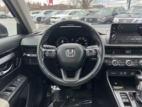 Used 2023 Honda CR-V EX-L image 16
