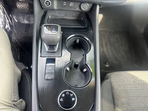 Used 2023 Nissan Rogue SV AWD/4WD image 14