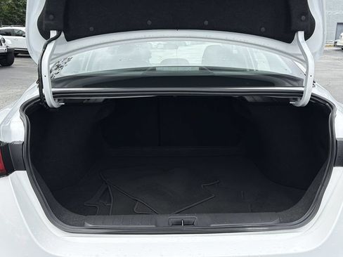 Certified 2025 Nissan Sentra S FWD image 22