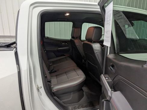 Used 2023 Chevrolet Colorado Z71 w/ Z71 Convenience Package 2 image 27