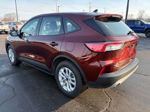 Used 2021 Ford Escape S image 5